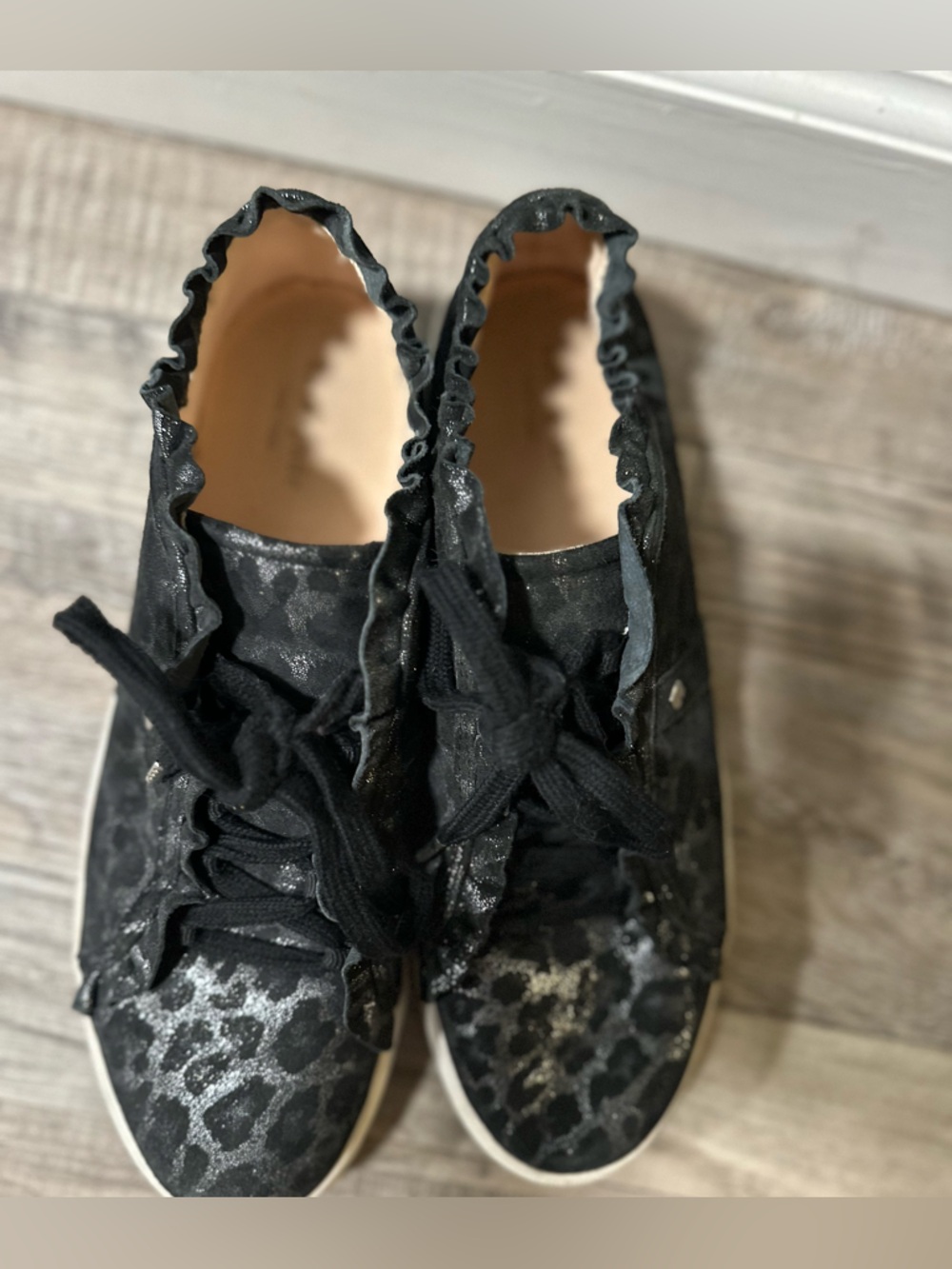 Kate Spade Lynn Sneakers - Black Metallic Leopard-Print - Size 9.5